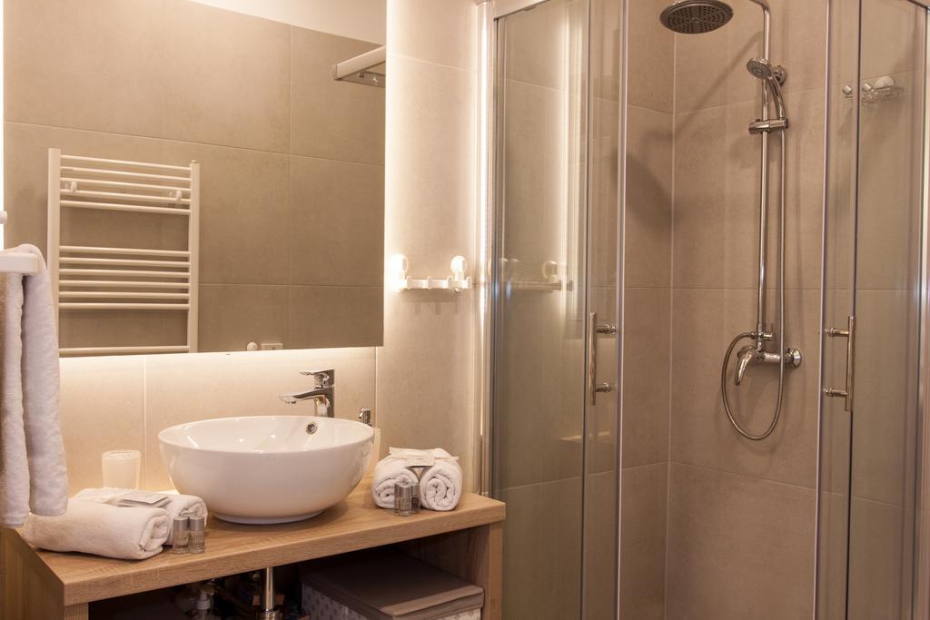 Tesla Boutique Apartments & Rooms Zagreb Ngoại thất bức ảnh
