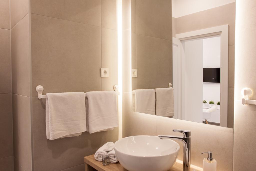 Tesla Boutique Apartments & Rooms Zagreb Phòng bức ảnh
