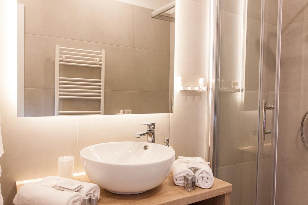 Tesla Boutique Apartments & Rooms Zagreb Phòng bức ảnh
