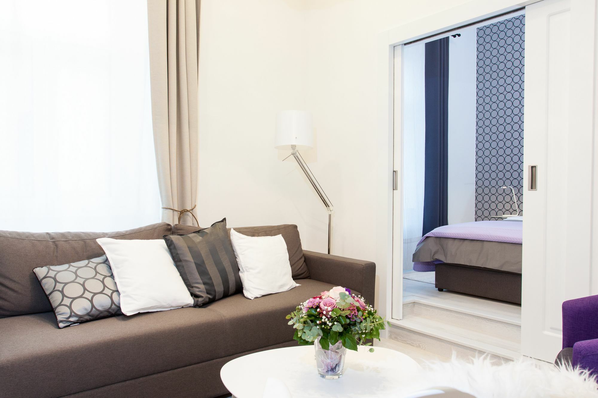 Tesla Boutique Apartments & Rooms Zagreb Ngoại thất bức ảnh